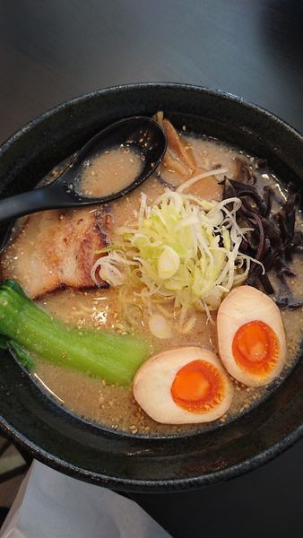 「山出汁辛味噌麺」@麺酒場 框の写真