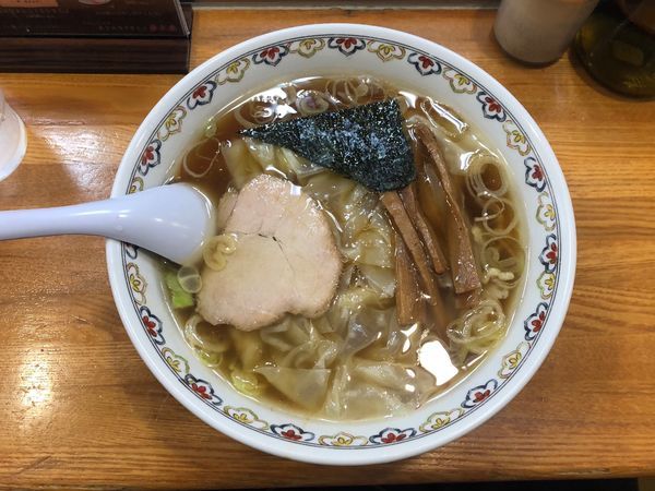 「ワンタン麺」@春木屋 荻窪本店の写真