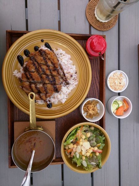 「山形米澤豚のカツカレー」@カキノキテラスの写真