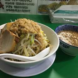 つけ麺(全マシ)