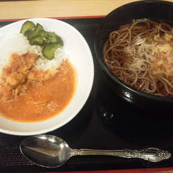 朝定食C(半そば+半カレー) 450円