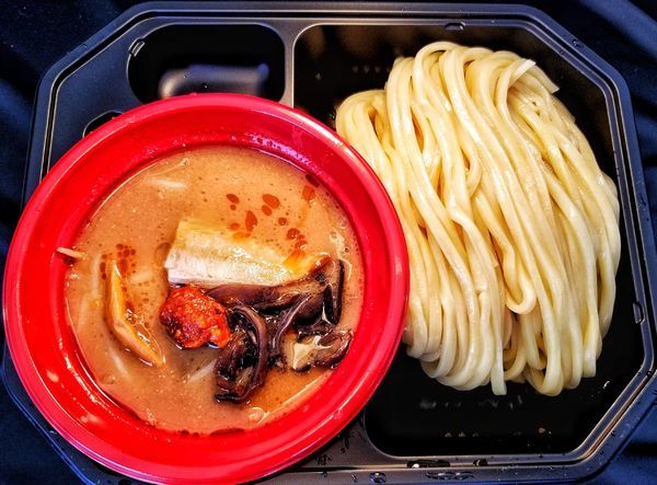 「つけ麺道 癒庵 山形辛味噌つけ麺」@大つけ麺博  10周年特別企画 ラーメン日本一決定戦！！の写真