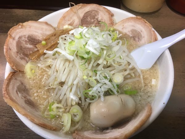 「チャーシューめん1030円」@らーめん弁慶 堀切店の写真