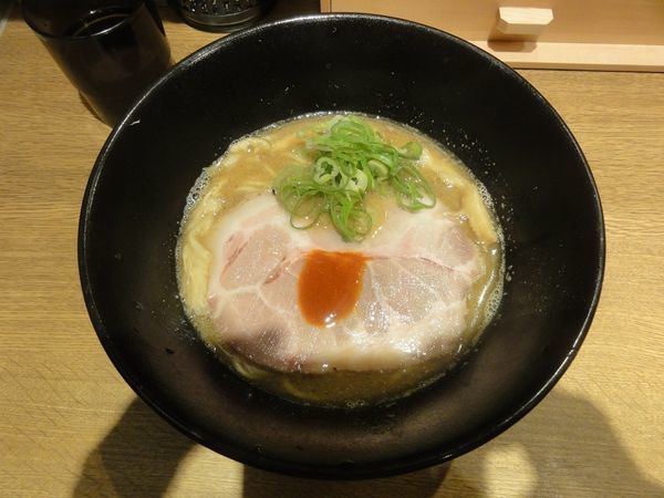 「煮干鶏白湯らーめん」@キラメキノ青空 -四条ムロマチ-の写真
