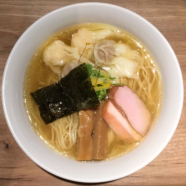 「白旨にこにこワンタン麺」@中華soba いそべの写真