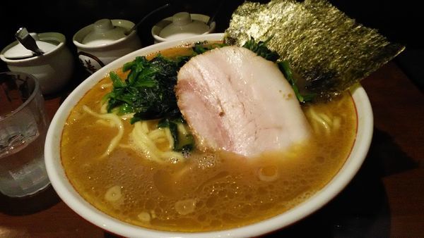 「ラーメン　+　ほうれん草」@らーめん飛粋の写真