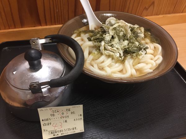 「おぼろこんぶうどん¥490」@牧のうどん 博多バスターミナル店の写真