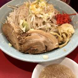 油そば 豚２枚（全増し）