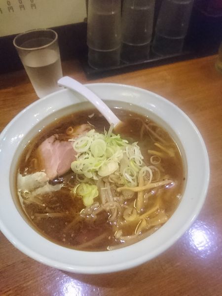 「しょうゆラーメン」@さっぽろ羅偉伝 高田馬場店の写真