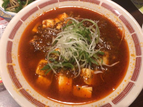 「刺激のコク旨マーボー麺 808円」@バーミヤン 瀬谷南台店の写真