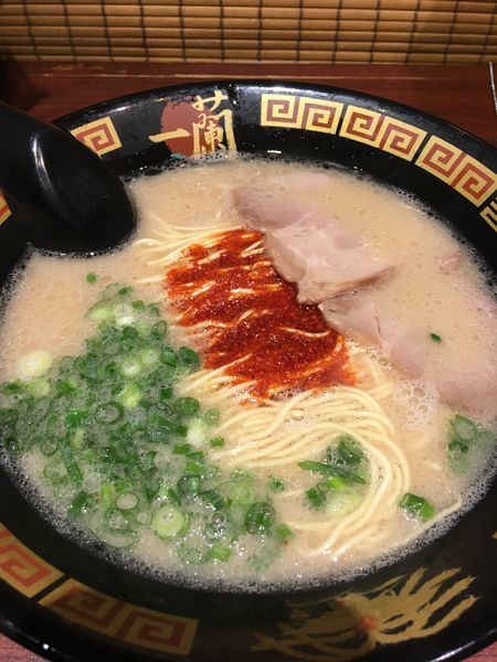 「ラーメン+替玉」@一蘭 町田店の写真