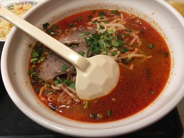 「マーラー牛肉麺」@味園酒家 日本橋店の写真