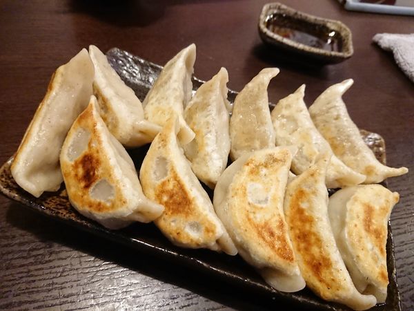 「肉汁焼餃子 460円 他」@肉汁餃子製作所 ダンダダン酒場 分倍河原店の写真