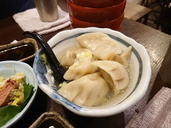 「水餃子460円 他」@肉汁餃子製作所 ダンダダン酒場 分倍河原店の写真