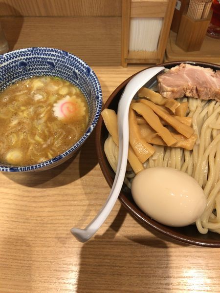 「味玉つけめん並盛（830円）」@舎鈴 新宿西口店の写真