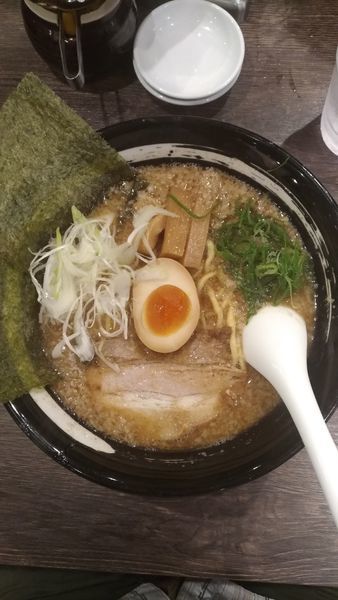 「節骨こってり たいぞうらーめん 800円」@節骨麺たいぞう 池袋本店の写真