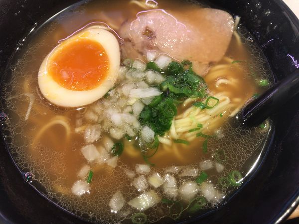 「限定：青森津軽風煮干し中華そば380円(税抜き)」@はま寿司 二本松安達店の写真