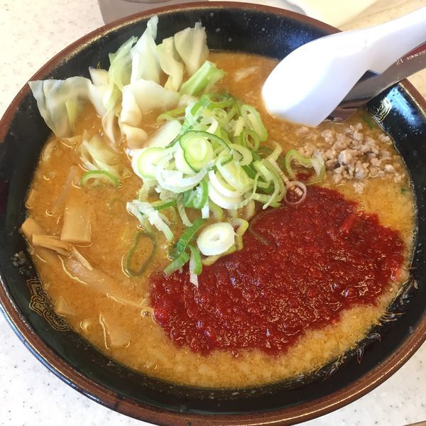 「特製辛旨味噌ラーメン 麺少なめ 脂少なめ」@こってりらーめん なりたけ 津田沼店の写真