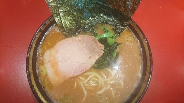 「ラーメン 中」@厚木家の写真