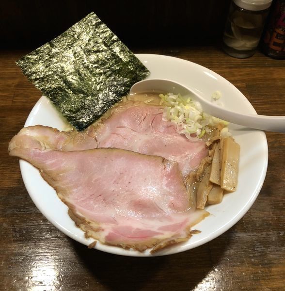 「鶏醤油らぁ麺 (あっさり鶏白湯) 600円」@Soupmenの写真