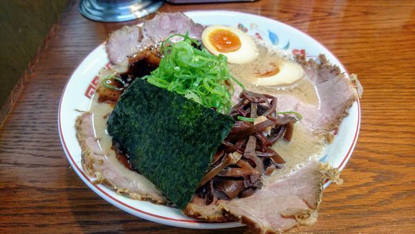 「特製濃厚ラーメン黒(細麺)」@ラーメンかなやの写真