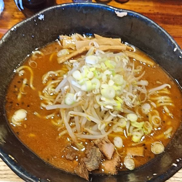 「八丁味噌らーめん（中盛）900　※小盛中盛同額」@らーめん工房 けや木の写真