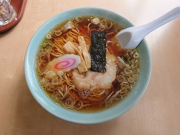 「らーめん 600円」@伊勢屋本店の写真