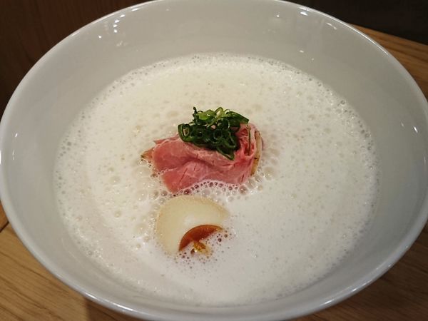 「【数量限定】鶏白湯Crema ￥900」@らーめんMAIKAGURAの写真