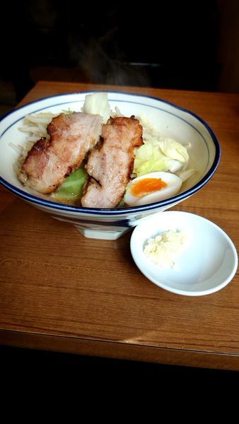 「醤油とんこつ790円ランチ大盛無料」@らーめん勇の写真