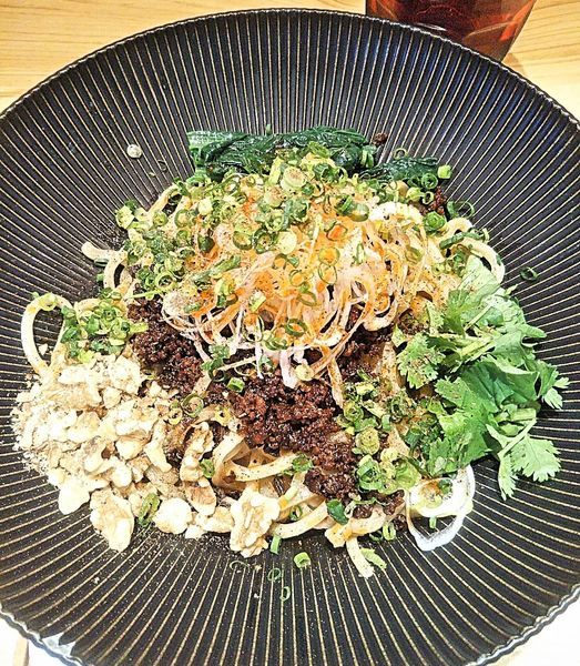 「汁なし坦々麺 880円」@自家製麺ばくばくの写真