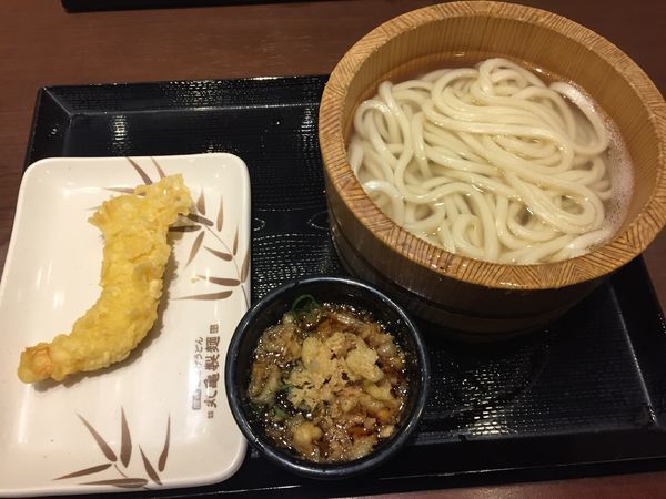 「釜揚げうどん(並)¥290+イカ天¥120」@丸亀製麺 ララガーデン春日部店の写真