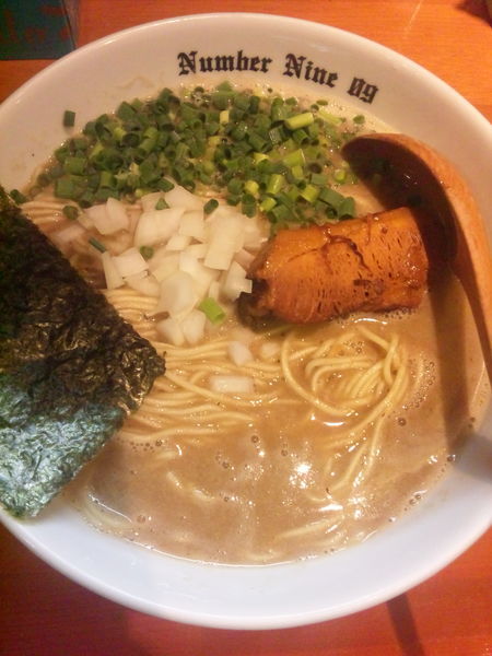 「濃厚煮干しらーめん800円＋大盛り100円」@麺Dining Number Nine 09の写真