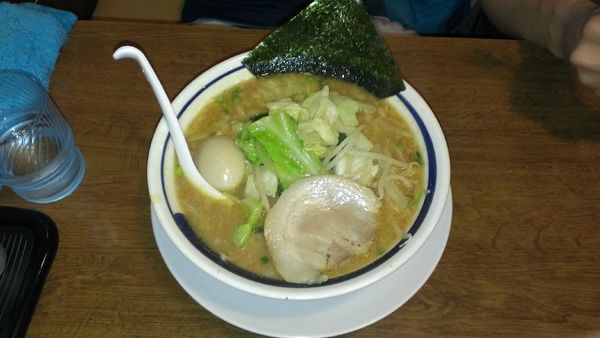 「味噌らーめん」@らーめん屋 あじとら 狭山笹井店の写真