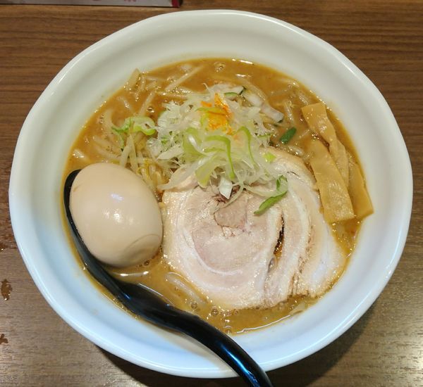 「味玉味噌らーめん」@らーめん 蓮の写真