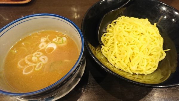 「つけ麺(麺少なめ)980円」@秀ラーメンの写真