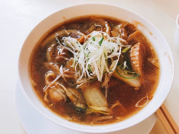 「今年初。広島県産カキの醤油煮込み入りスープそば(細麺)1240円」@馥香の写真