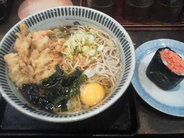 「天玉そば560+おにぎり鮭120⁼680円」@本家しぶそばの写真