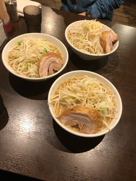 「ラーメン」@ちばから 渋谷道玄坂店の写真