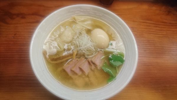 「特製塩らーめん(大盛)」@純手打ち 麺と未来の写真