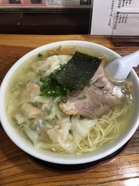 「塩雲呑麺＋大盛り」@伊達屋の写真