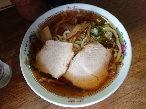 「中　700円」@丸海鳴海中華そば店の写真