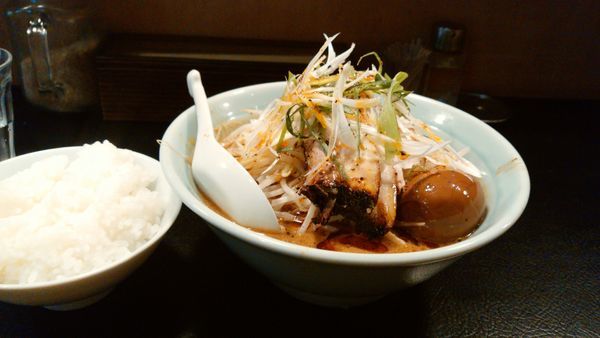 「担々麺　赤　玉子　ライス」@JTANの写真