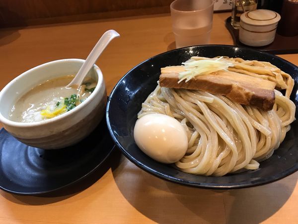 「濃厚白鶏湯つけめん＋麺大盛り＋特のせ」@麺堂 稲葉の写真
