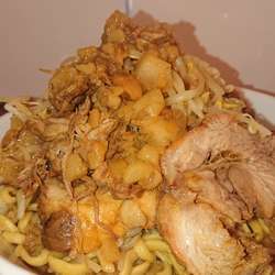 豚ラーメン（汁無）ヤサイアブラ　ニンニク別皿