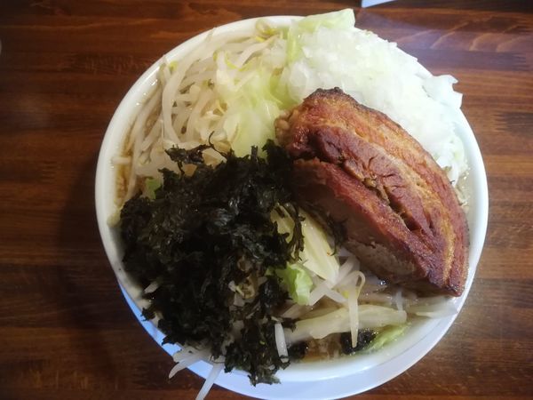 「帰ってきた男気ニボ（大盛）＋野菜増し」@まるはち 春日井店の写真