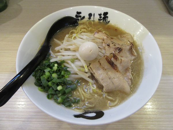 「限定　牡蠣らーめん（８５０円）＋コーラ１０円」@永斗麺 池袋店の写真