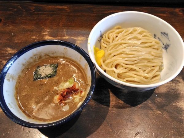 「期間限定 いわし煮干し魚粉の濃厚つけ麺」@つけ麺 ジンベエの写真