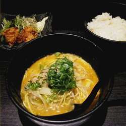 味噌ラーメンハーフセット　850円