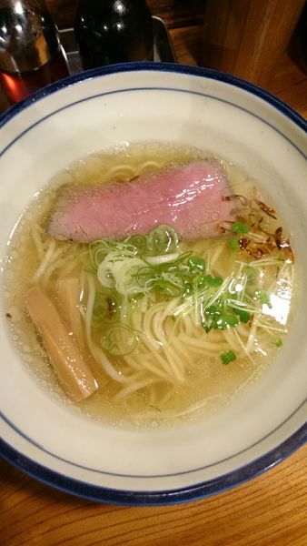 「塩ＢＥＥＦヌードル   780円」@上州地鶏ラーメン 翔鶴の写真