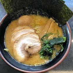 ととろラーメン（味噌味）